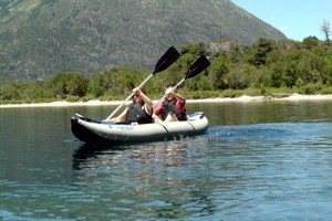 !!!!!AR-BRC-Peuma Hue kayakers new.jpg (22975 bytes)