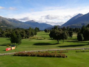 !!AR BRC Arelauquen golf course.jpg (20304 bytes)