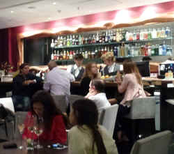 !!!BUE MIO Buenos Aires bar.jpg (88733 bytes)
