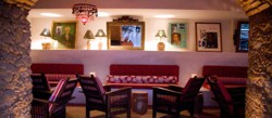 !!!BRA RIO Teresa Lounge 2.jpg (12503 bytes)