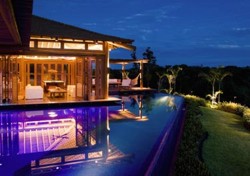 !!!BR TRANCOSO Villas golf pool 2.jpg (16143 bytes)