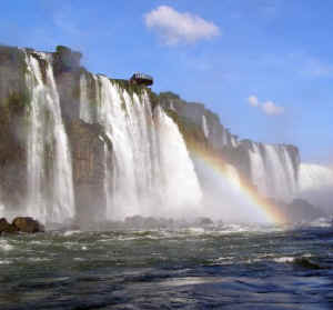 !!!!!Macuco 2 rainbow.jpg (28441 bytes)