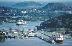 CANAL TRANSIT.jpg (130443 bytes)