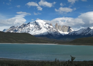 CHI PAT Tierra vu lake.jpg (53643 bytes)