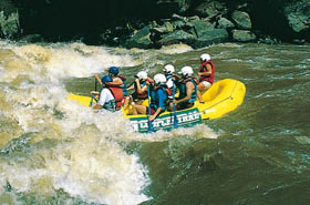 COL Santander rafting.jpg (20360 bytes)