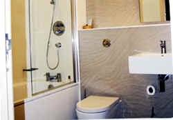 !!!FK STY Malvina House bathroom.jpg (36559 bytes)