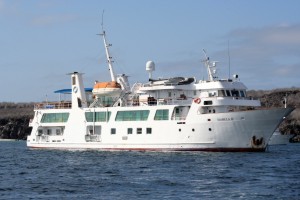GPS-Isabela-ship_vu2-n.jpg (17159 bytes)