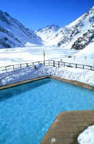 6. Portillo outdoor heated swimming pool.jpg (97072 bytes)