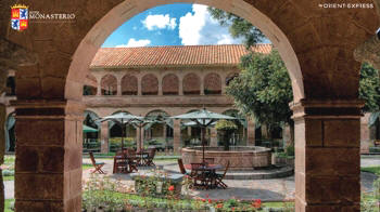 !!!CUZ MONASTERIO courtyard 2.jpg (78986 bytes)