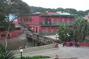 PE-LIM-Suspiros.jpg (9357 bytes)